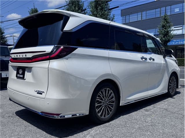 2021 Lexus LM500H EXECUTIVE (5AA-TAWH15W), foto 6
