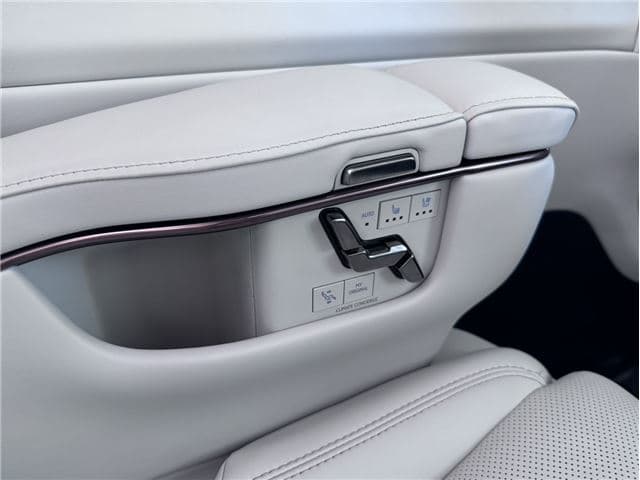 2021 Lexus LM500H EXECUTIVE (5AA-TAWH15W), foto 44